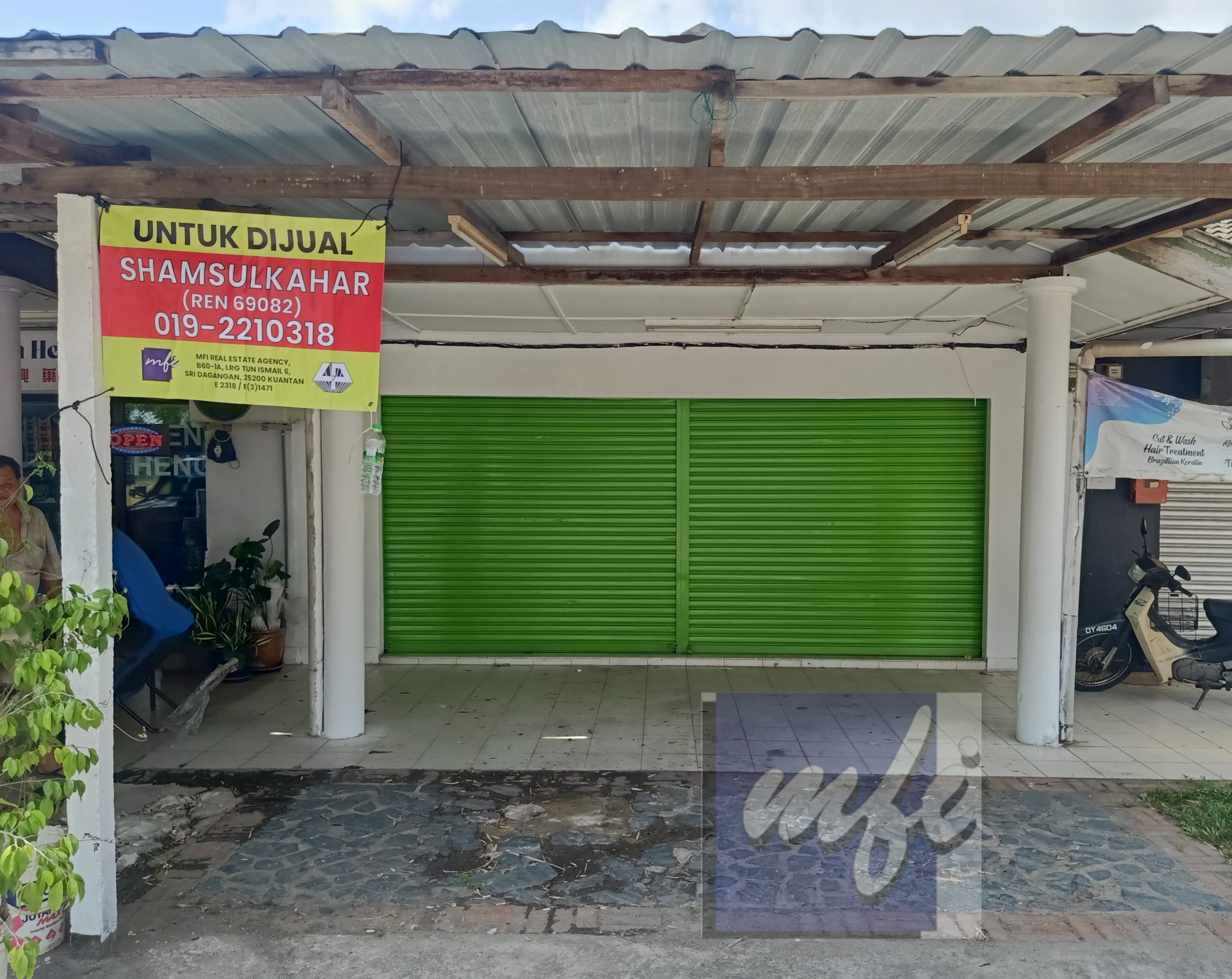 Picsart_24-04-22_10-54-54-376