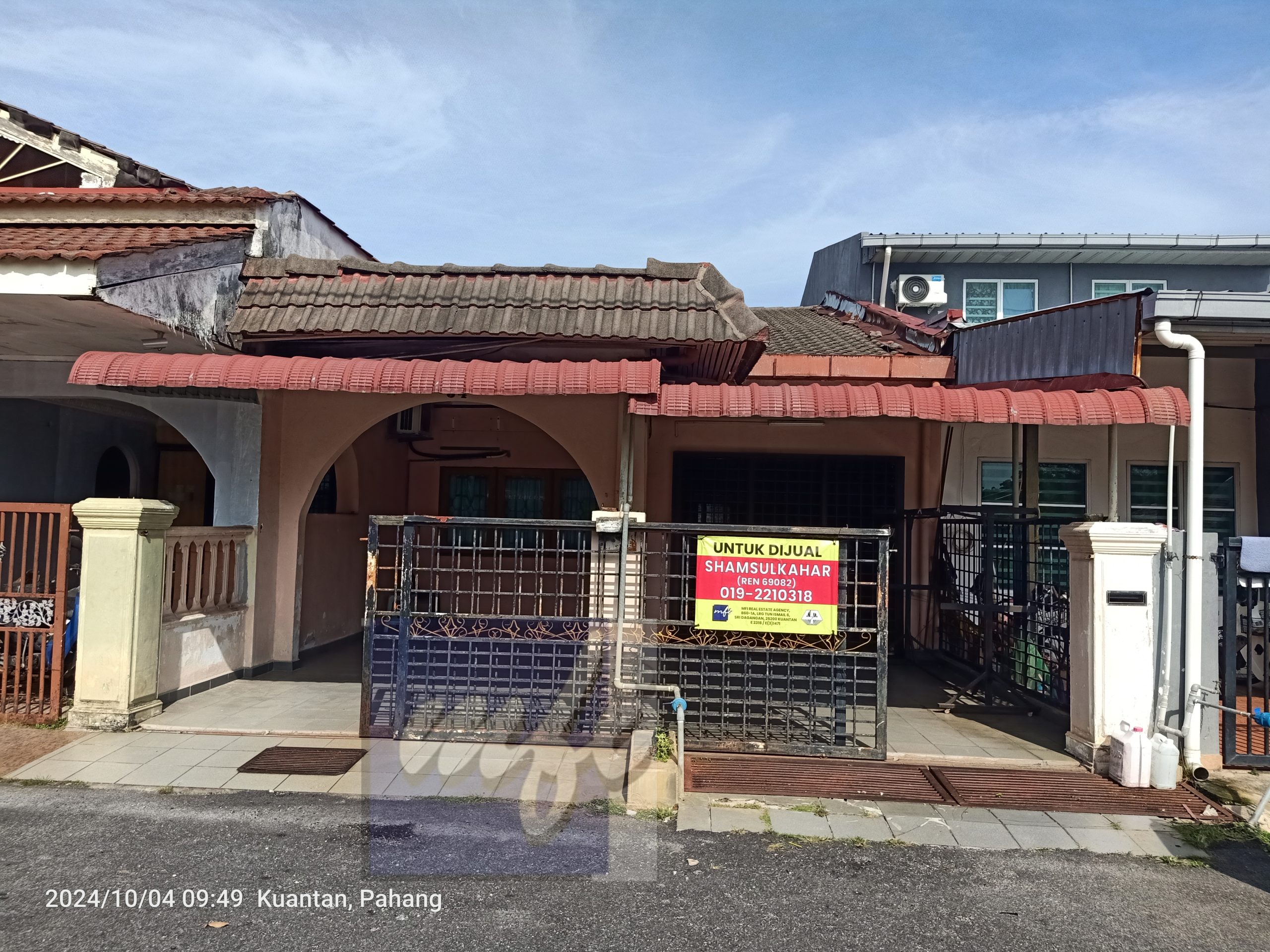 Picsart_24-10-04_11-19-33-175