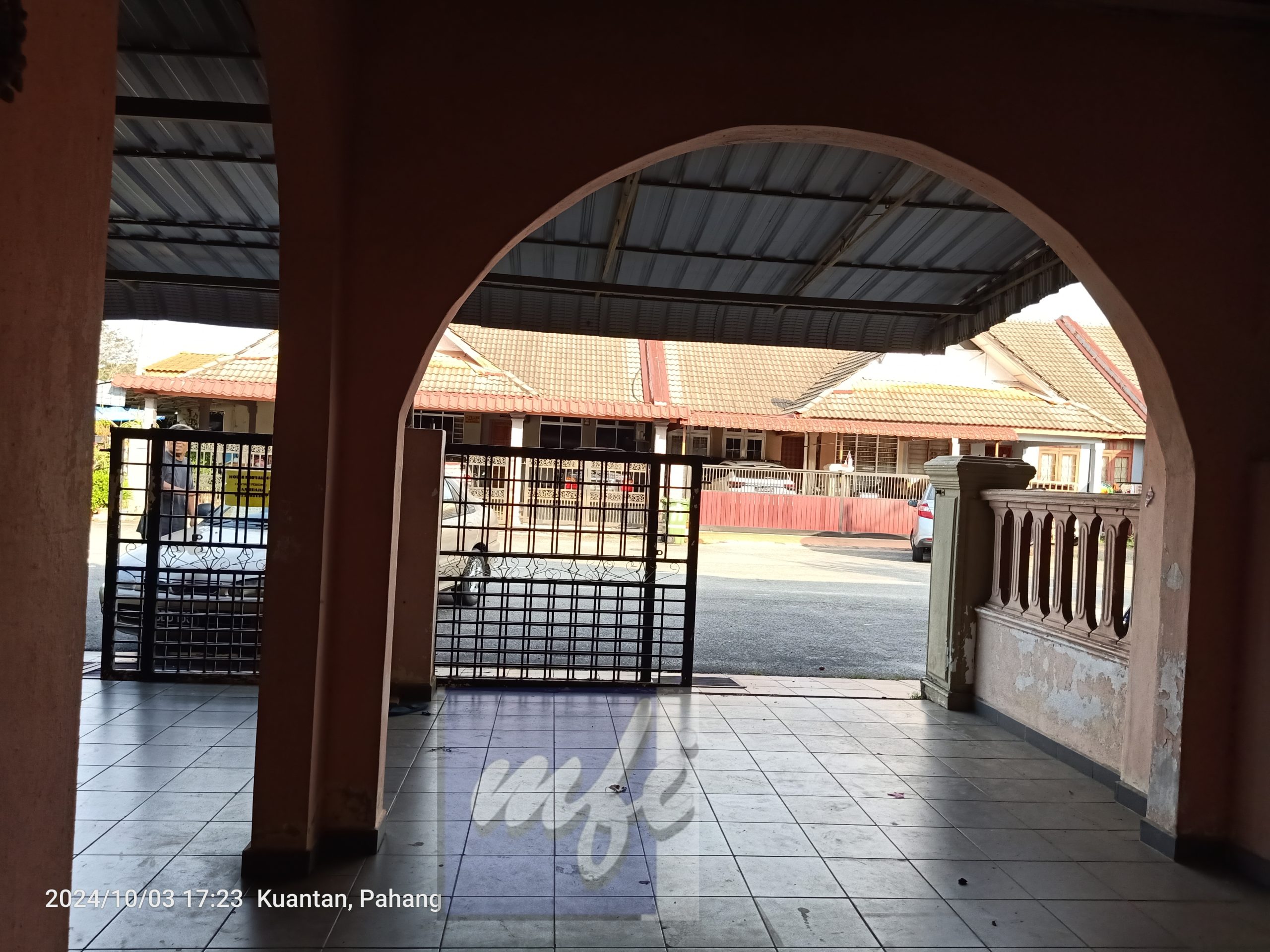 Picsart_24-10-04_11-24-22-798