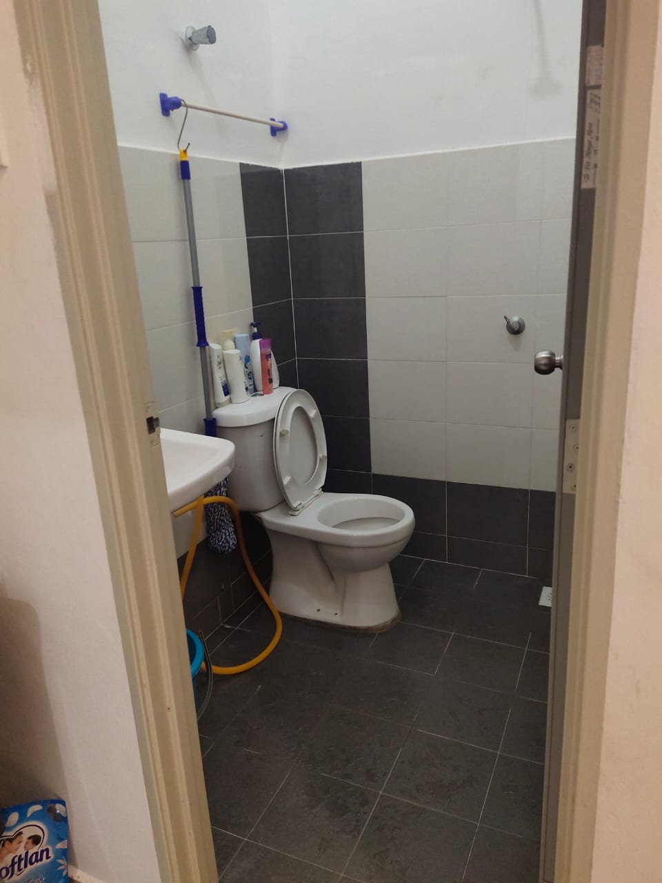 5de2d4a0-5ac6-4c78-ba62-13b3f4acef77