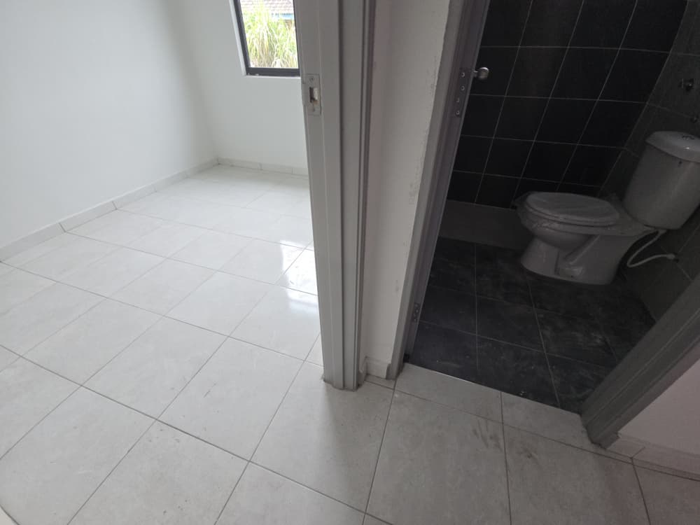 WhatsApp Image 2025-10-27 at 3.25.25 PM (1)